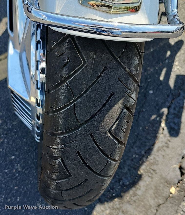 image for item NJ9842 1997 Honda Gold Wing Aspencade  motorcycle