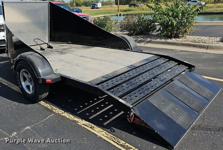 image for item NJ9843 2005 ShoreLand'r V-twin  motorcycle trailer