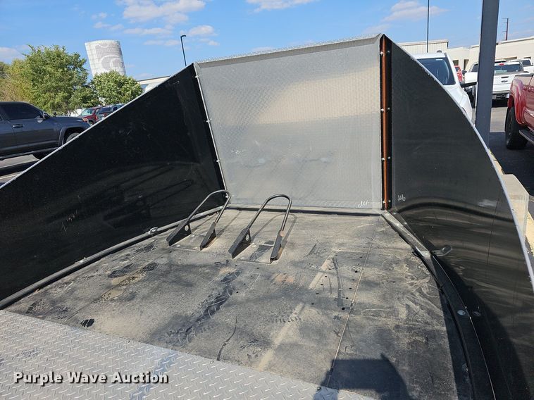 image for item NJ9843 2005 ShoreLand'r V-twin  motorcycle trailer