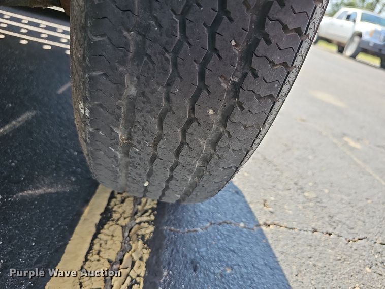 image for item NJ9843 2005 ShoreLand'r V-twin  motorcycle trailer