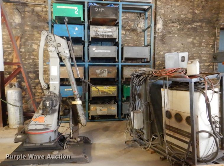 image for item NJ9862 1999 Motoman SK16MX  robotic welding arm system