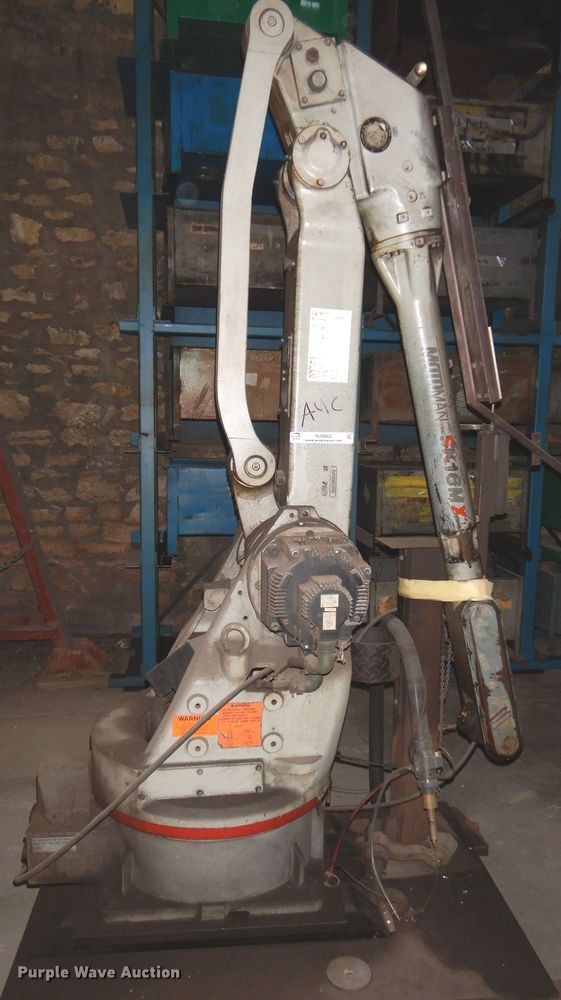 image for item NJ9862 1999 Motoman SK16MX  robotic welding arm system
