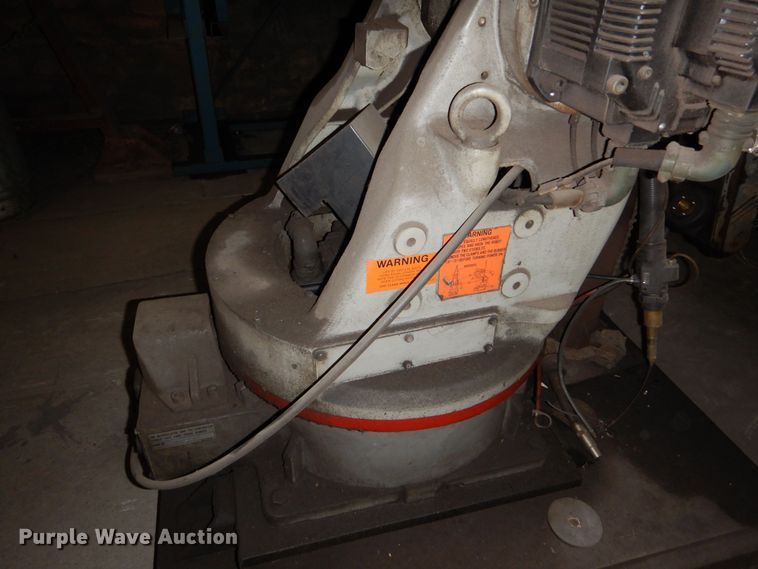 image for item NJ9862 1999 Motoman SK16MX  robotic welding arm system