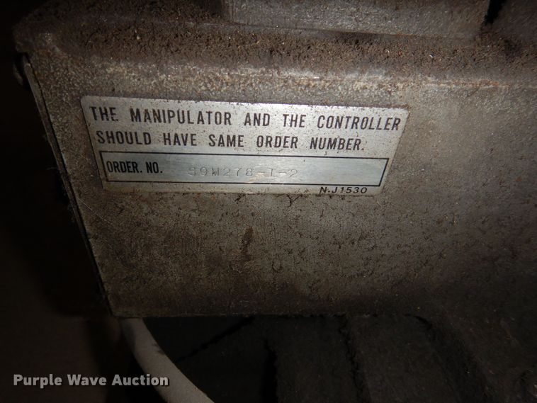 image for item NJ9862 1999 Motoman SK16MX  robotic welding arm system