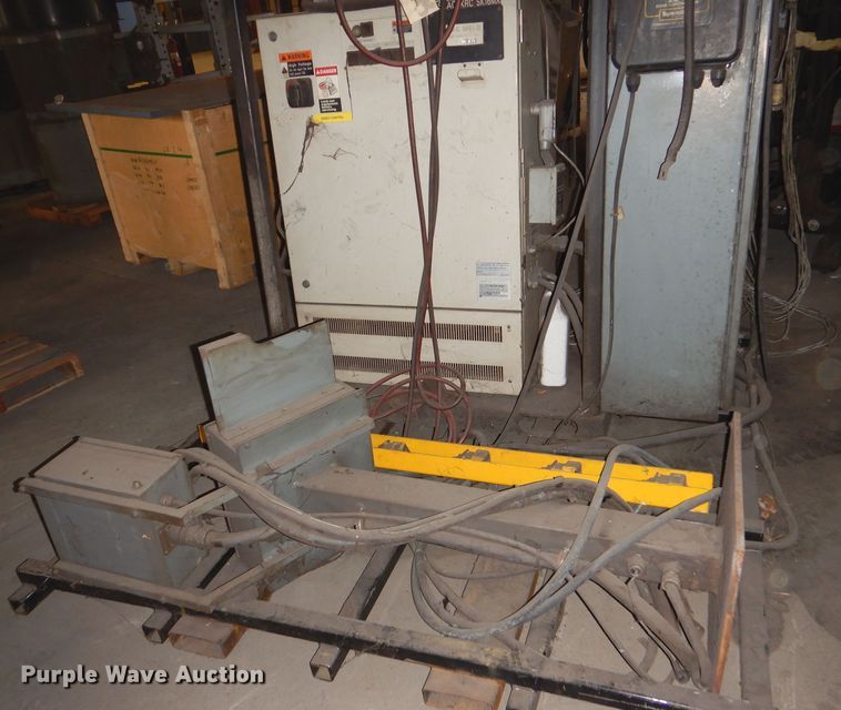 image for item NJ9862 1999 Motoman SK16MX  robotic welding arm system