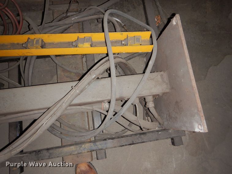 image for item NJ9862 1999 Motoman SK16MX  robotic welding arm system