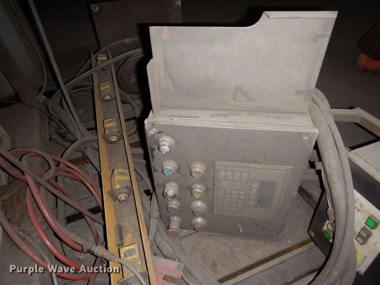 image for item NJ9862 1999 Motoman SK16MX  robotic welding arm system