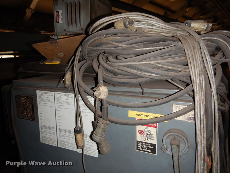 image for item NJ9862 1999 Motoman SK16MX  robotic welding arm system