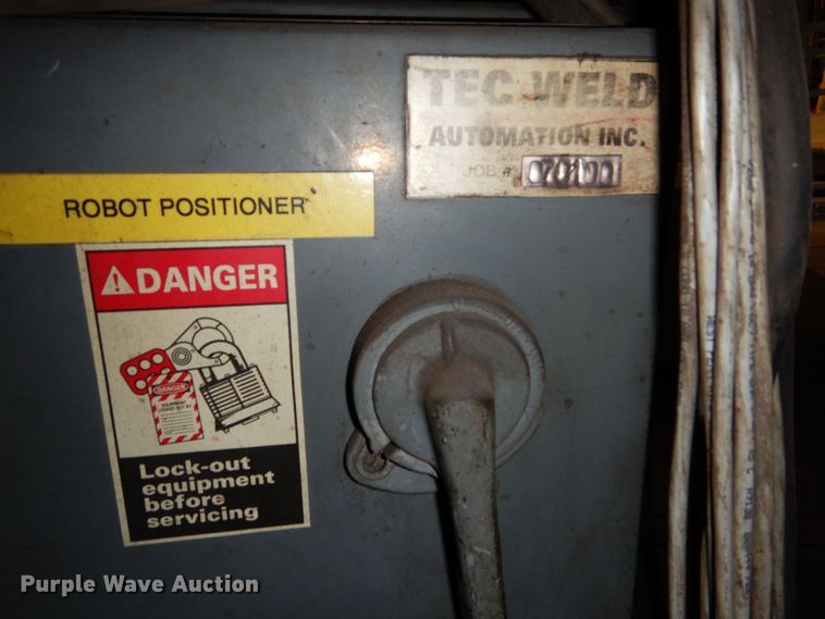 image for item NJ9862 1999 Motoman SK16MX  robotic welding arm system