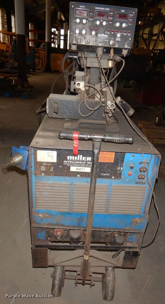 image for item NJ9865 Miller Intelliweld 650D  welder