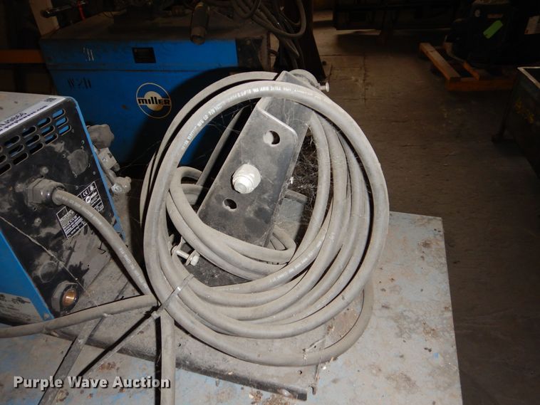 image for item NJ9866 Miller Deltaweld 451  welder