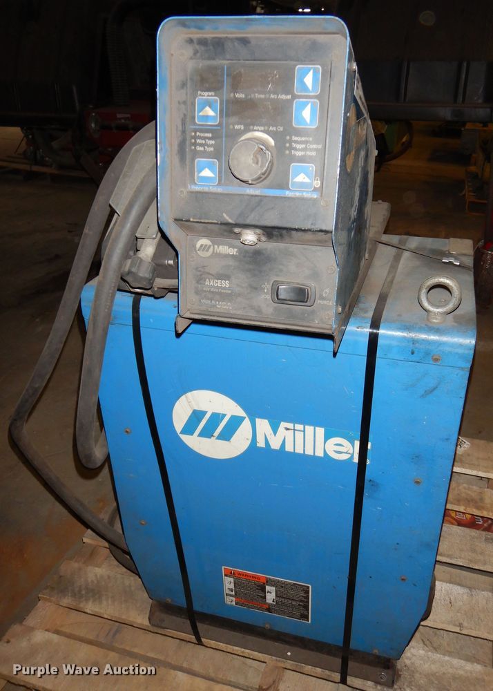 image for item NJ9868 Miller Axcess 450  welder