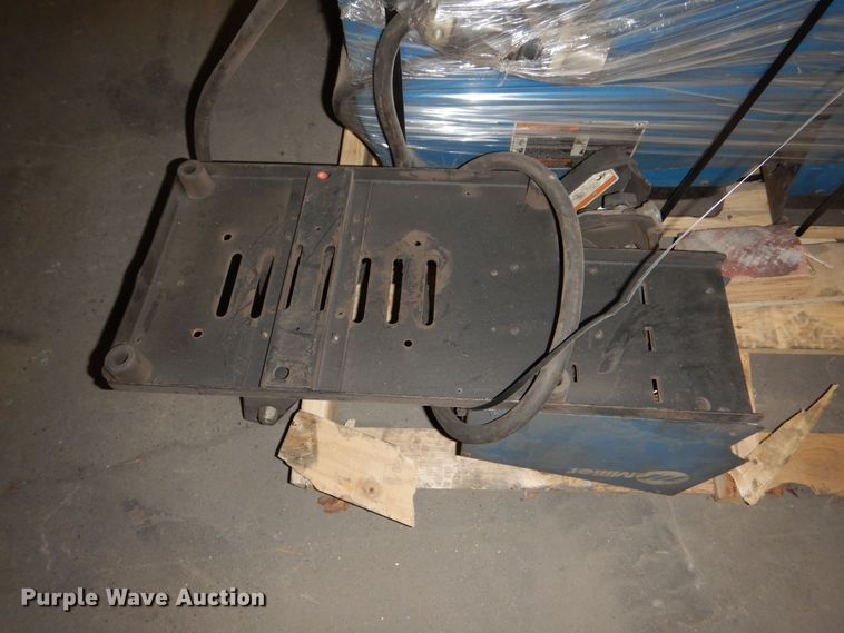 image for item NJ9870 (2) Miller Axcess 450 welders