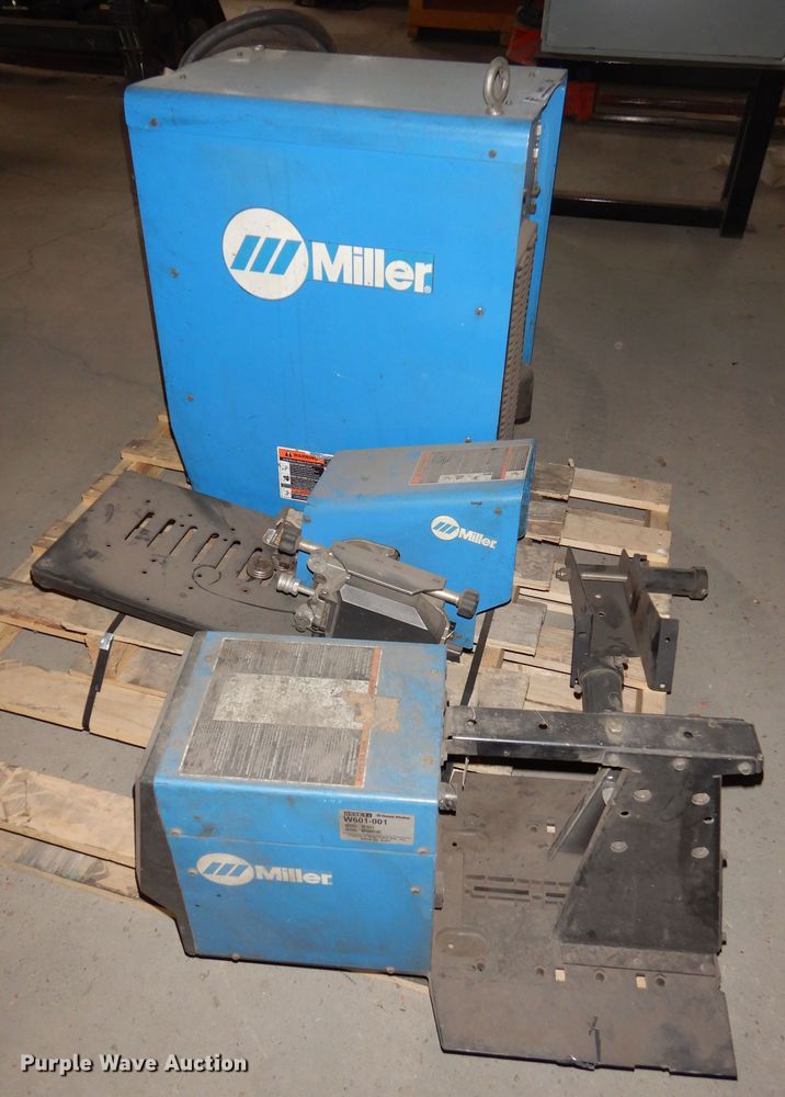 image for item NJ9871 Miller Axcess 450  welder