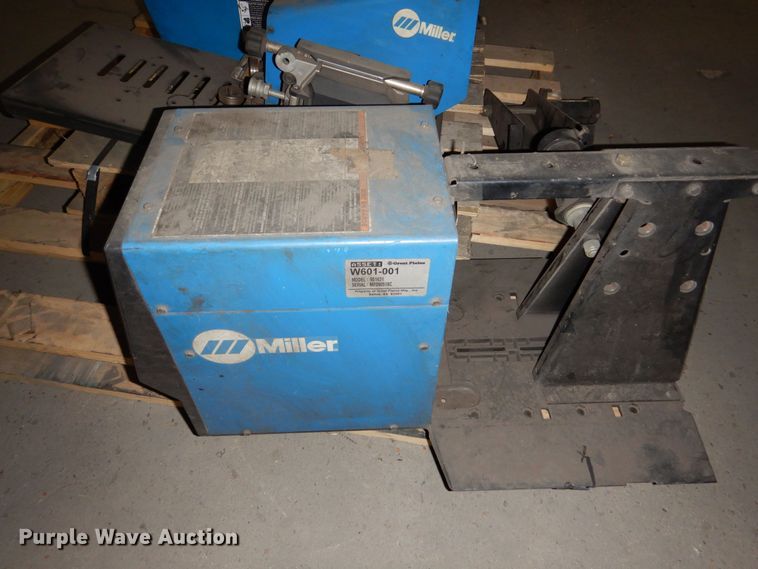 image for item NJ9871 Miller Axcess 450  welder