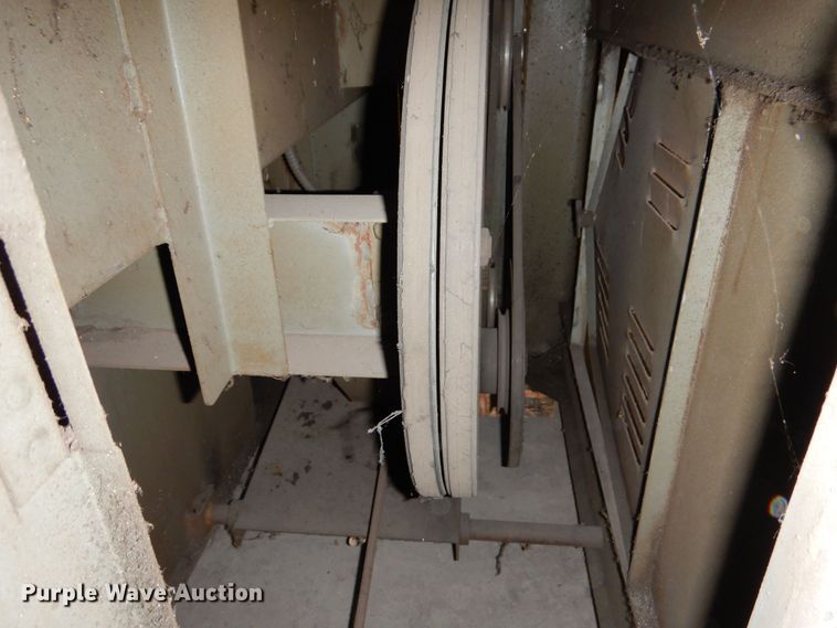 image for item NJ9872 Groban   bandsaw