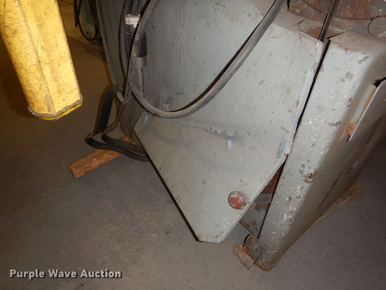 image for item NJ9872 Groban   bandsaw