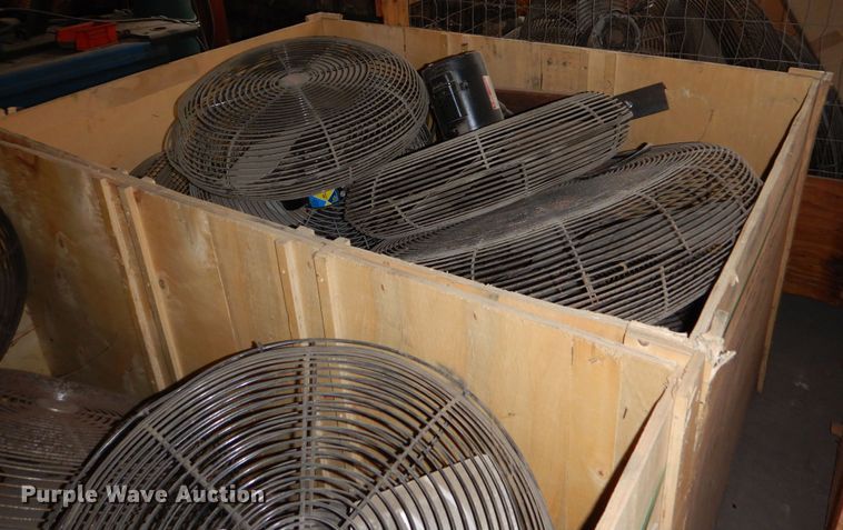 image for item NJ9877 Approximately 45 fans