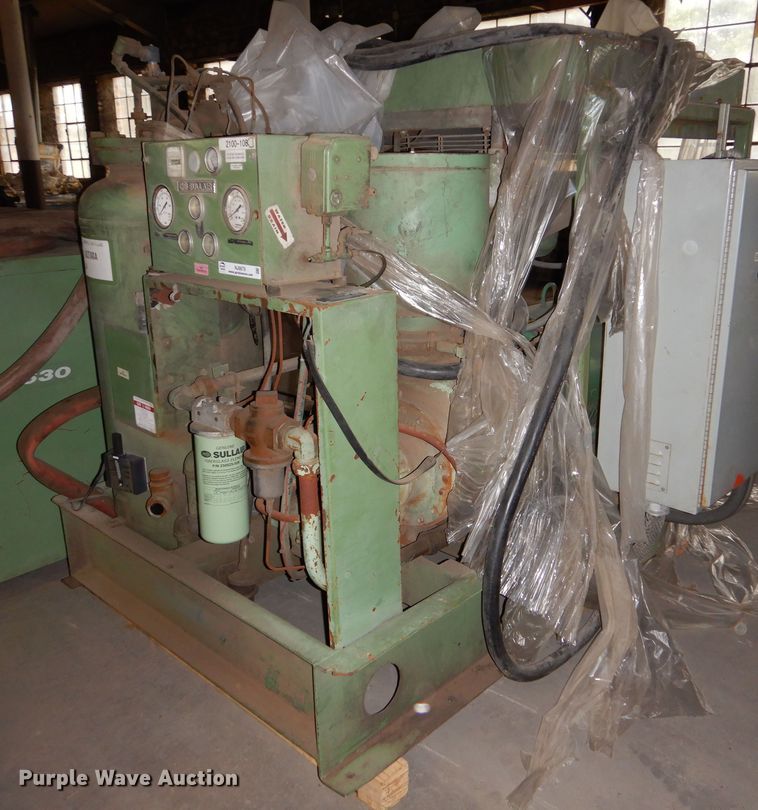 image for item NJ9878 Sullair 25100L  air compressor