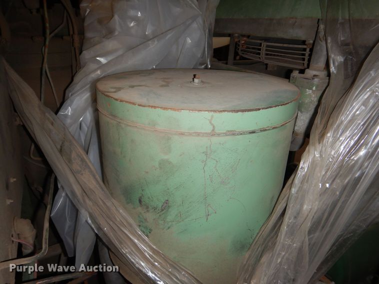 image for item NJ9878 Sullair 25100L  air compressor