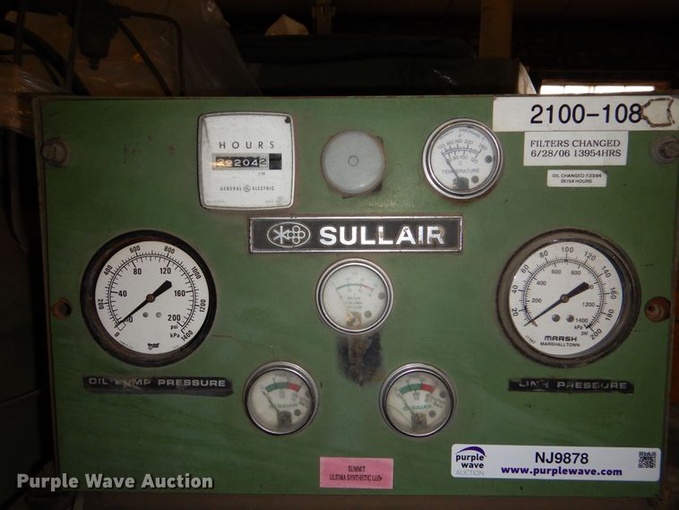 image for item NJ9878 Sullair 25100L  air compressor
