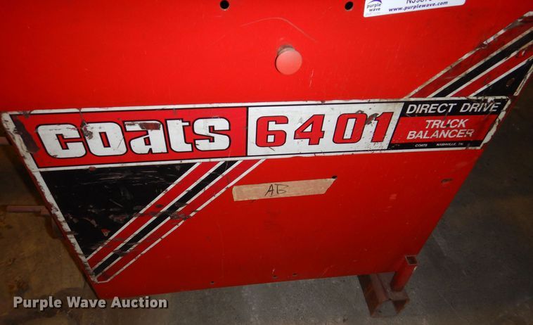 image for item NJ9879 (2) Coats 6401 wheel balancers