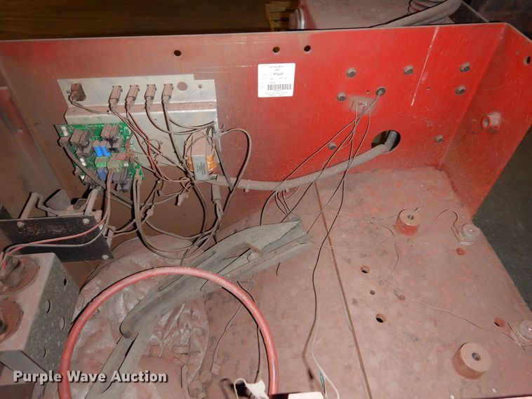 image for item NJ9879 (2) Coats 6401 wheel balancers