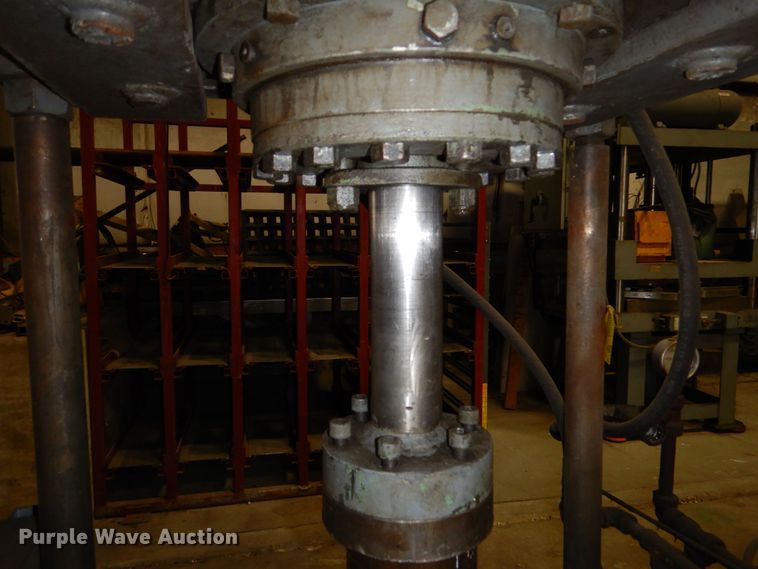 image for item NJ9882 Hydraulic press