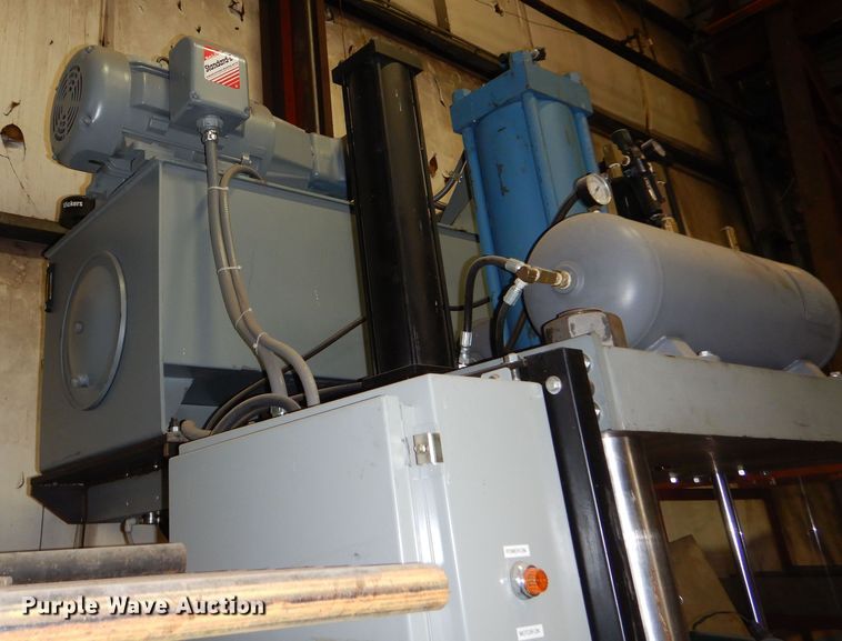 image for item NJ9884 Shop built hydraulic press