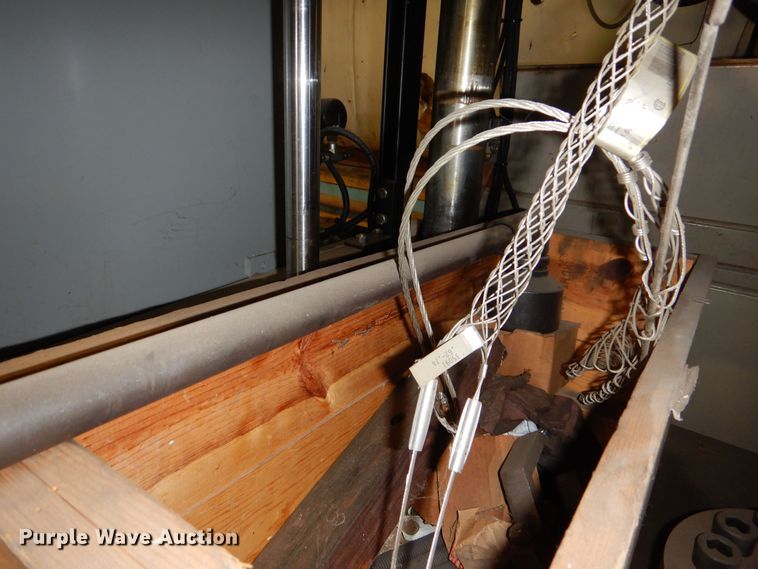 image for item NJ9884 Shop built hydraulic press