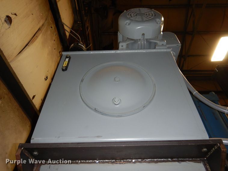 image for item NJ9884 Shop built hydraulic press