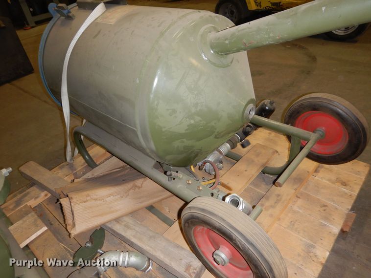 image for item NJ9885 2014 Hodge Clemco 2452  abrasive blasting machine