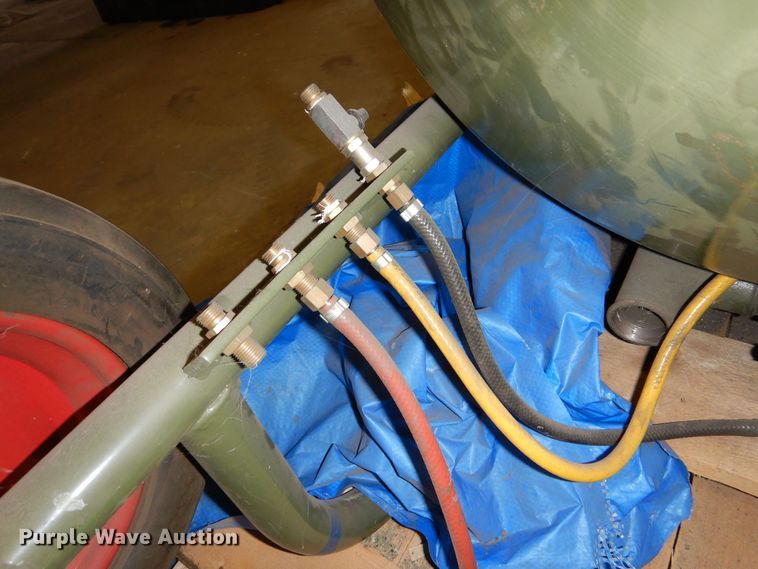 image for item NJ9886 2014 Hodge Clemco 2452  abrasive blasting machine