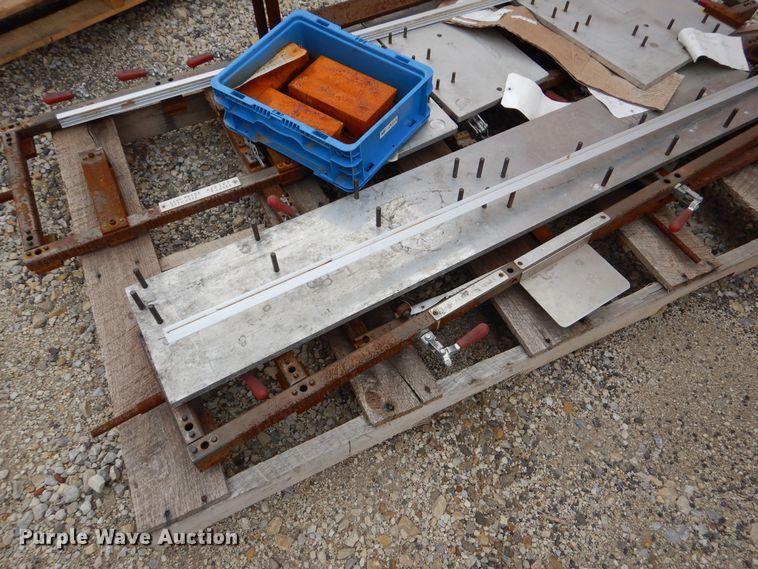 image for item NJ9889 Tools