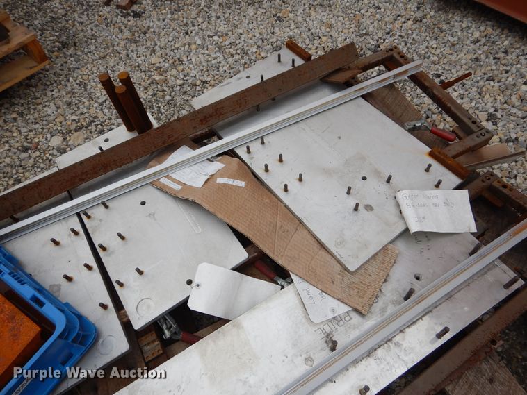 image for item NJ9889 Tools