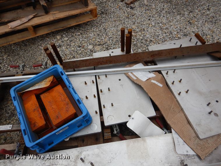 image for item NJ9889 Tools