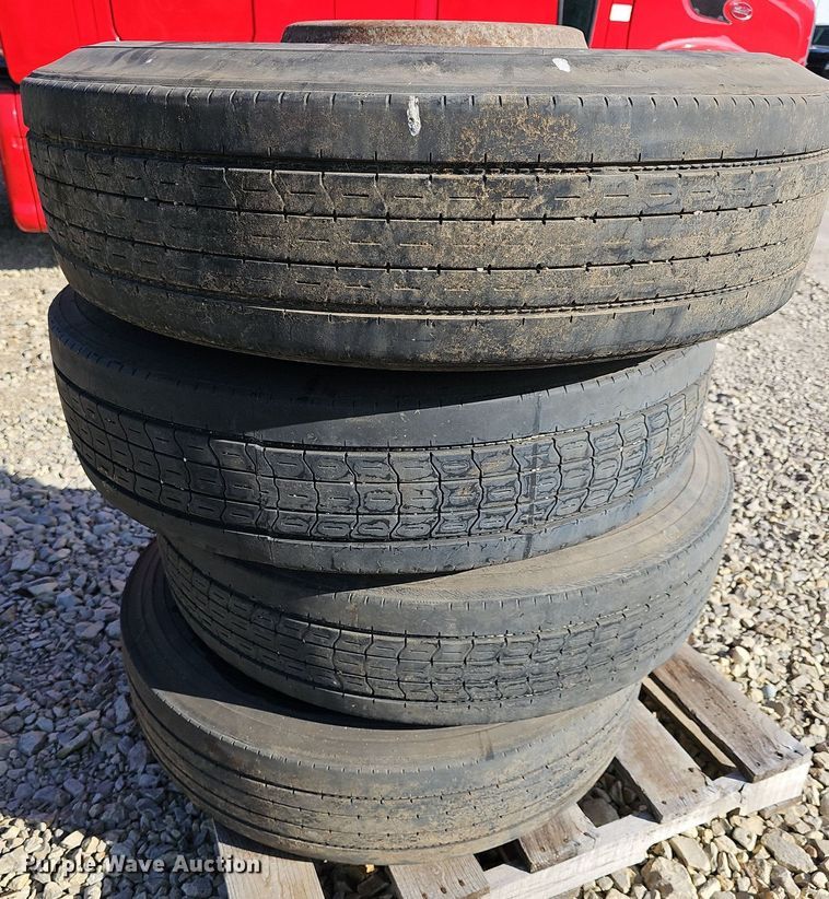 image for item NJ9891 (4) 295/75R22.5 tires and wheels