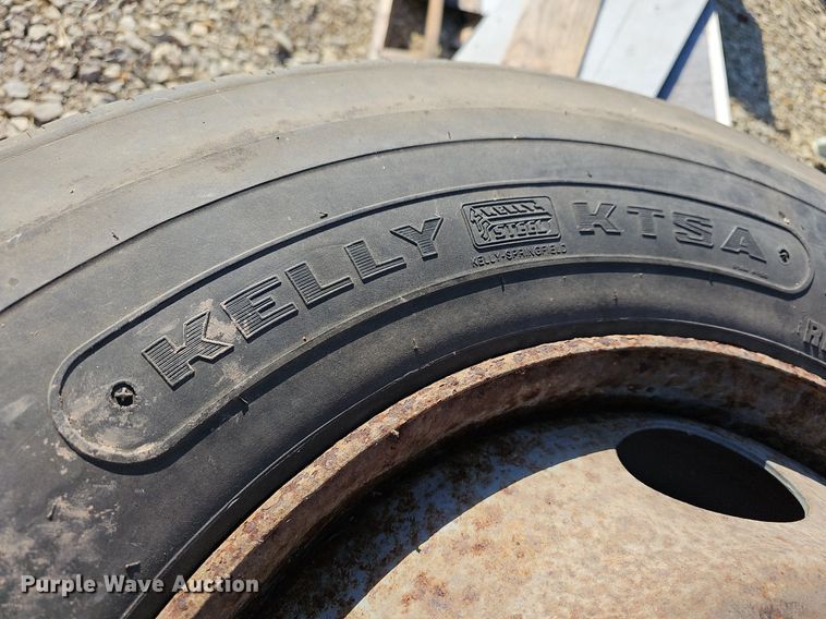 image for item NJ9891 (4) 295/75R22.5 tires and wheels