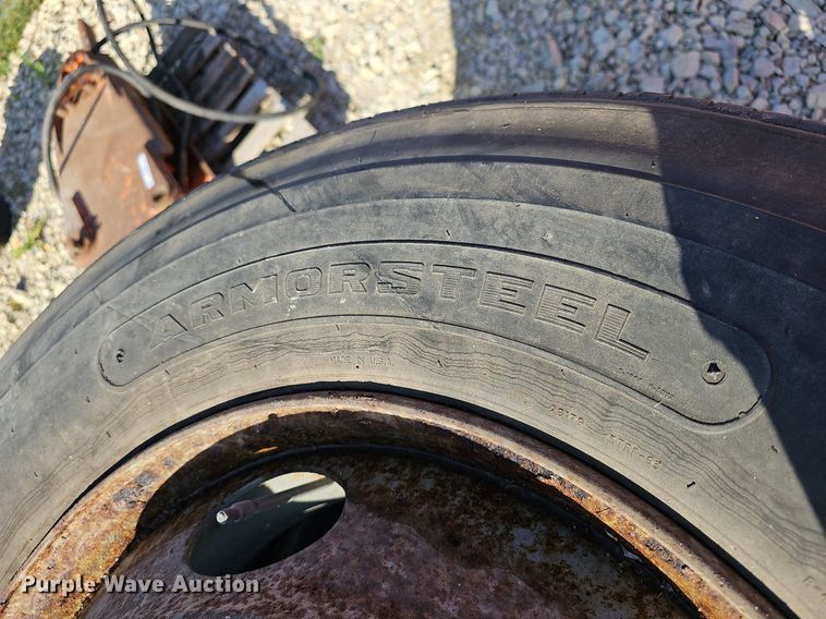 image for item NJ9891 (4) 295/75R22.5 tires and wheels