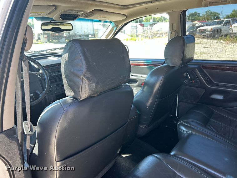 image for item NL9592 2002 Jeep Grand Cherokee Limited  SUV