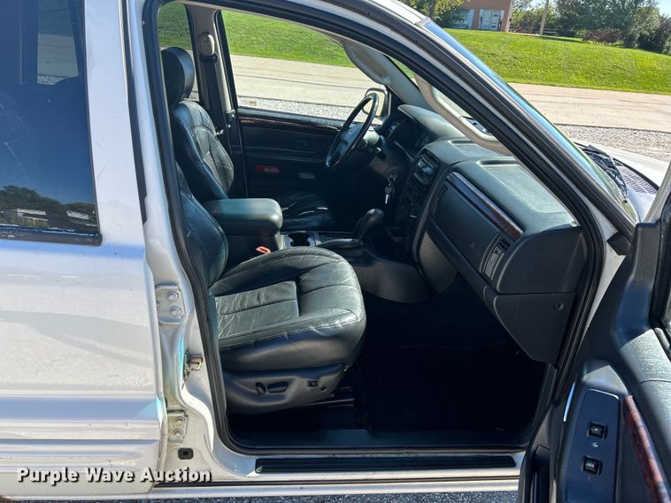 image for item NL9592 2002 Jeep Grand Cherokee Limited  SUV