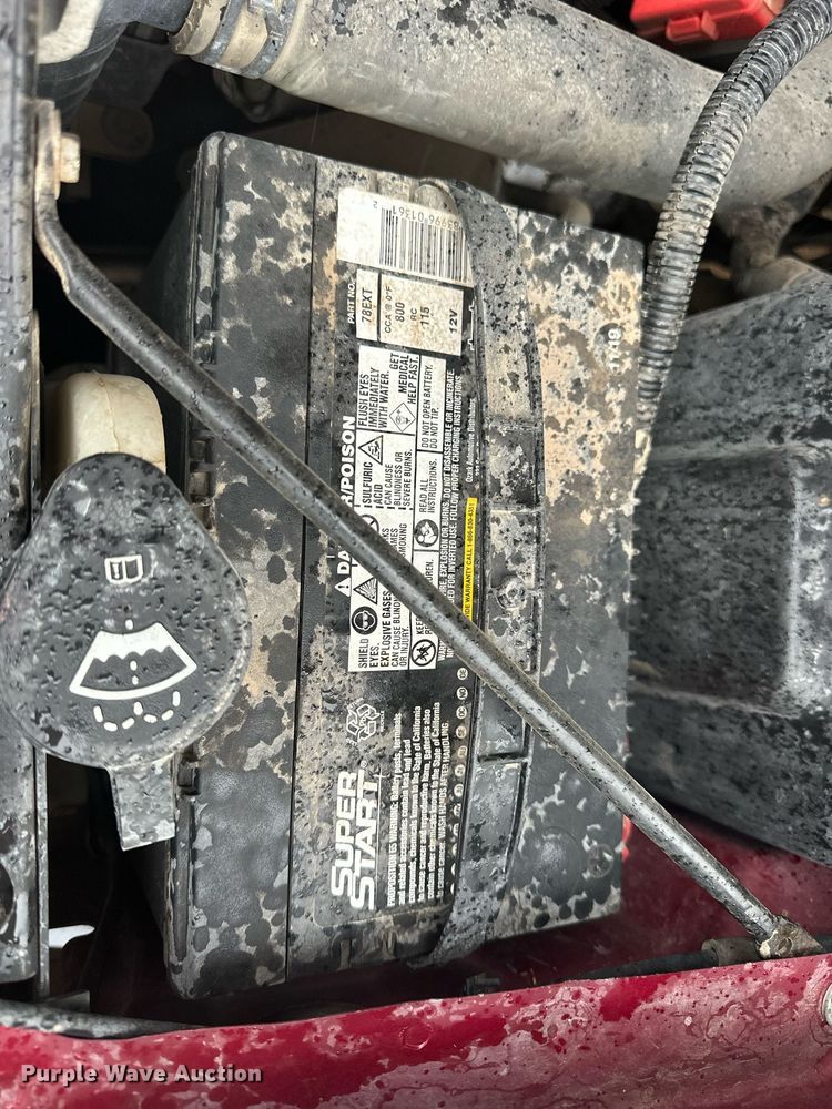 image for item NP9521 2005 Chevrolet Silverado 2500HD  Crew Cab pickup truck