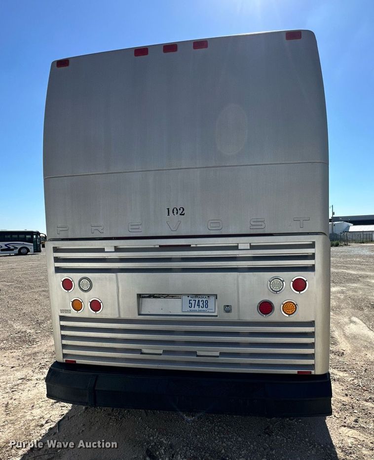 image for item NP9646 1996 Prevost H3-40  coach bus