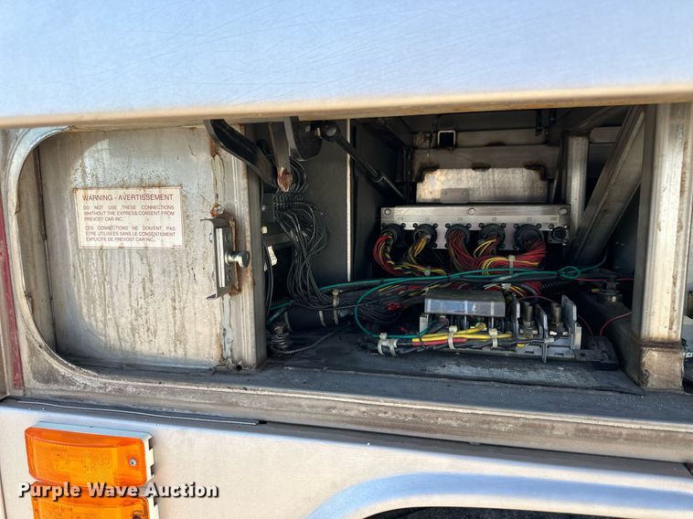 image for item NP9646 1996 Prevost H3-40  coach bus