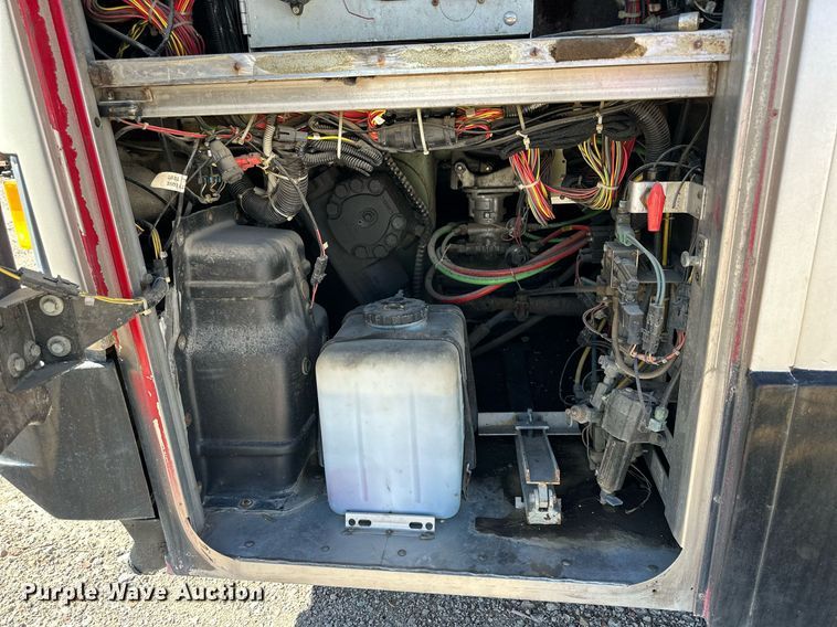 image for item NP9646 1996 Prevost H3-40  coach bus