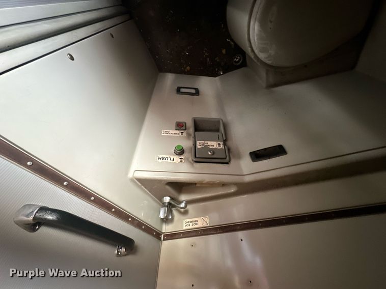 image for item NP9646 1996 Prevost H3-40  coach bus