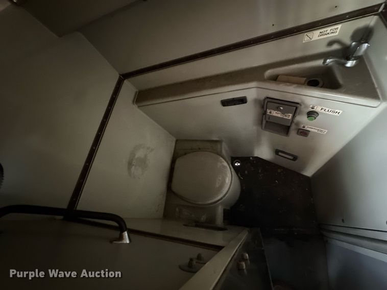 image for item NP9646 1996 Prevost H3-40  coach bus