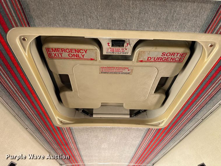 image for item NP9646 1996 Prevost H3-40  coach bus