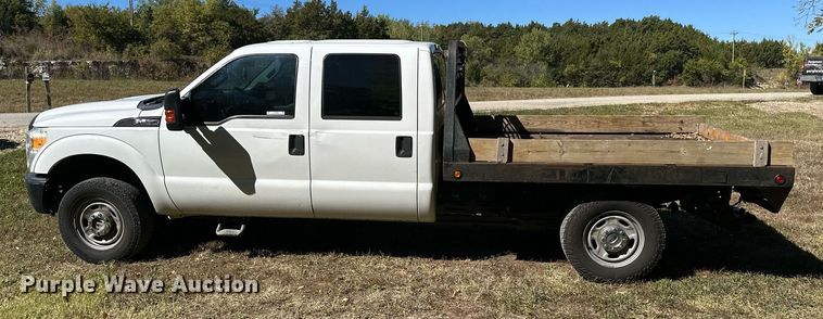 image for item NP9690 2013 Ford F250 Super Duty XL  Crew Cab flatbed pickup truck