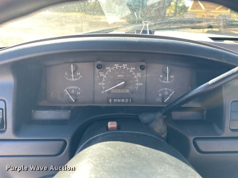 image for item NP9696 1997 Ford F350 XL  utility bed pickup truck